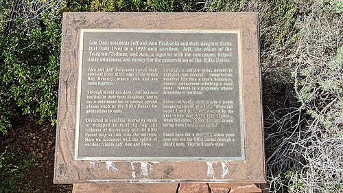 Photo of a memorial plaque to Jeff, Ann, and Siena Fairbanks of Los Osos. Transcript below: Los Osos residents Jeff and Ann Fairbanks and their daughter Siena lost their lives in a 1995 auto accident. Jeff, the editor of the Telegram-Tribune, and Ann, a reporter with the newspaper, helped raise…