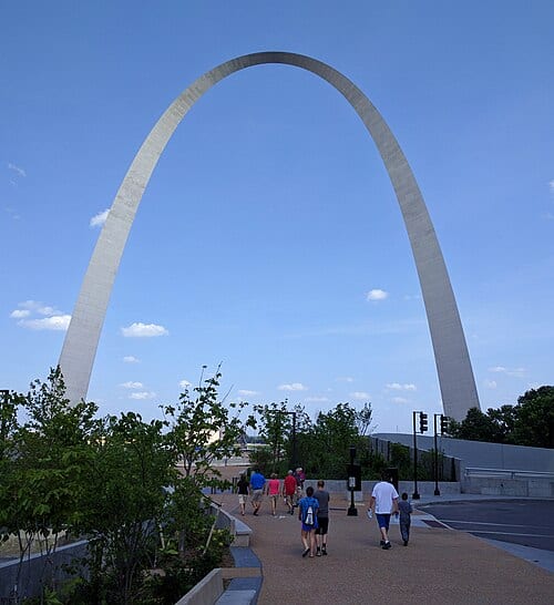 The Gateway Arch in St. Louis , Missouri