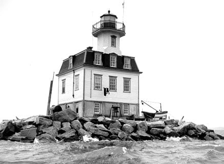 USCG Photo of Orient Long Beach Bar Lighthouse