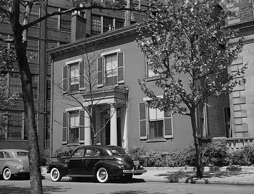 Front of a house at the intersection of Fourth and Lawrence Streets in Cincinnati , Ohio , United States . Built in 1820, the house (now the home of the Literary Club of Cincinnati ) is located within the boundaries of the Lytle Park Historic District , a historic district that is listed on the…