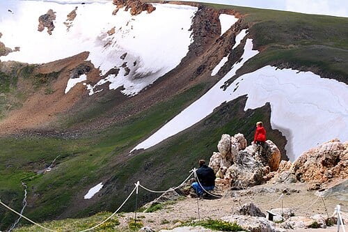 A view of a glacial cirque from the Alpine Ridge Trail in Rocky Mountain National Park , Colorado, United States.