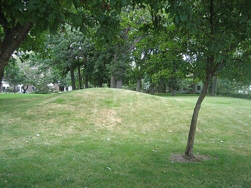Beattie Park Mound Group, Beattie Park, downtown Rockford, Illinois. U.S. National Register of Historic Places