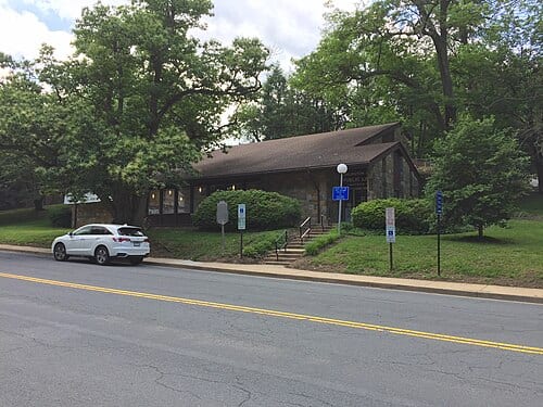 Cherrydale Branch Library in Arlington, Virginia in 2018