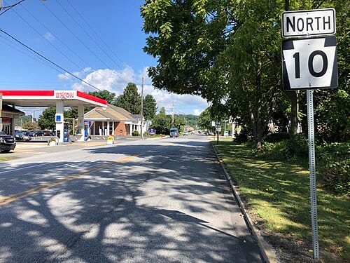 View north along Pennsylvania State Route 10 (Morgantown Road) just north of Pennsylvania State Route 23 (Main Street) in Caernarvon Township, Berks County, Pennsylvania